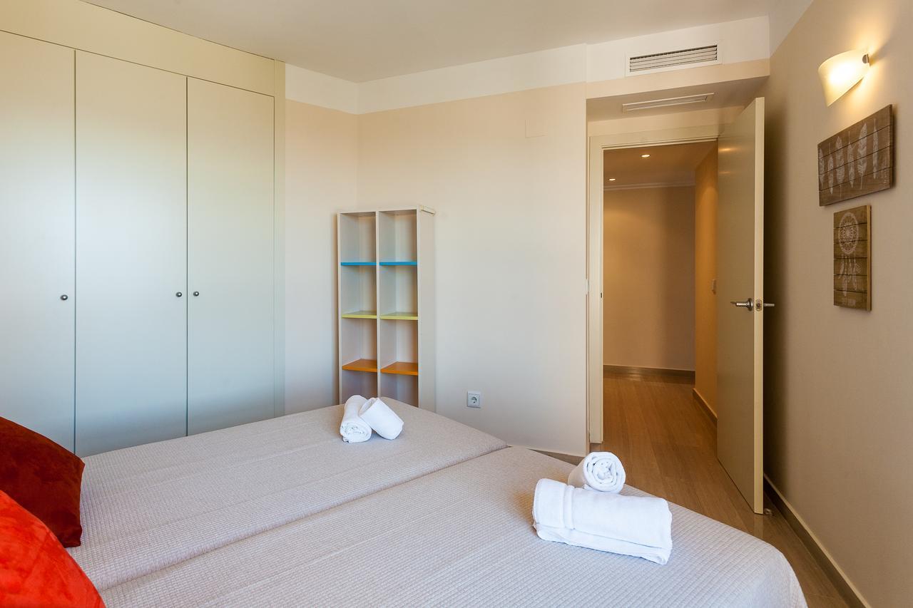 Apartup Green Opera Views Валенсія Екстер'єр фото