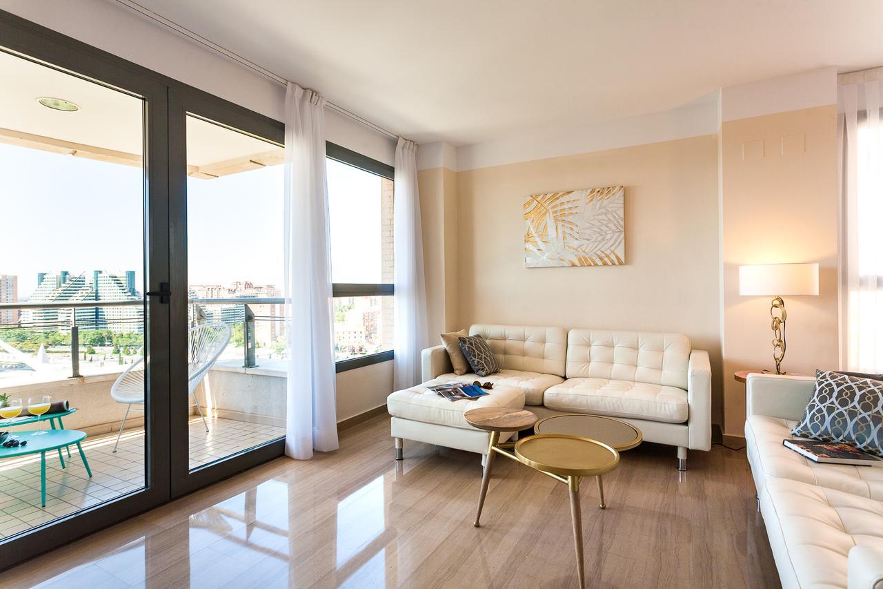 Apartup Green Opera Views Валенсія Екстер'єр фото
