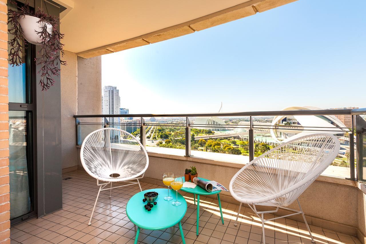 Apartup Green Opera Views Валенсія Екстер'єр фото