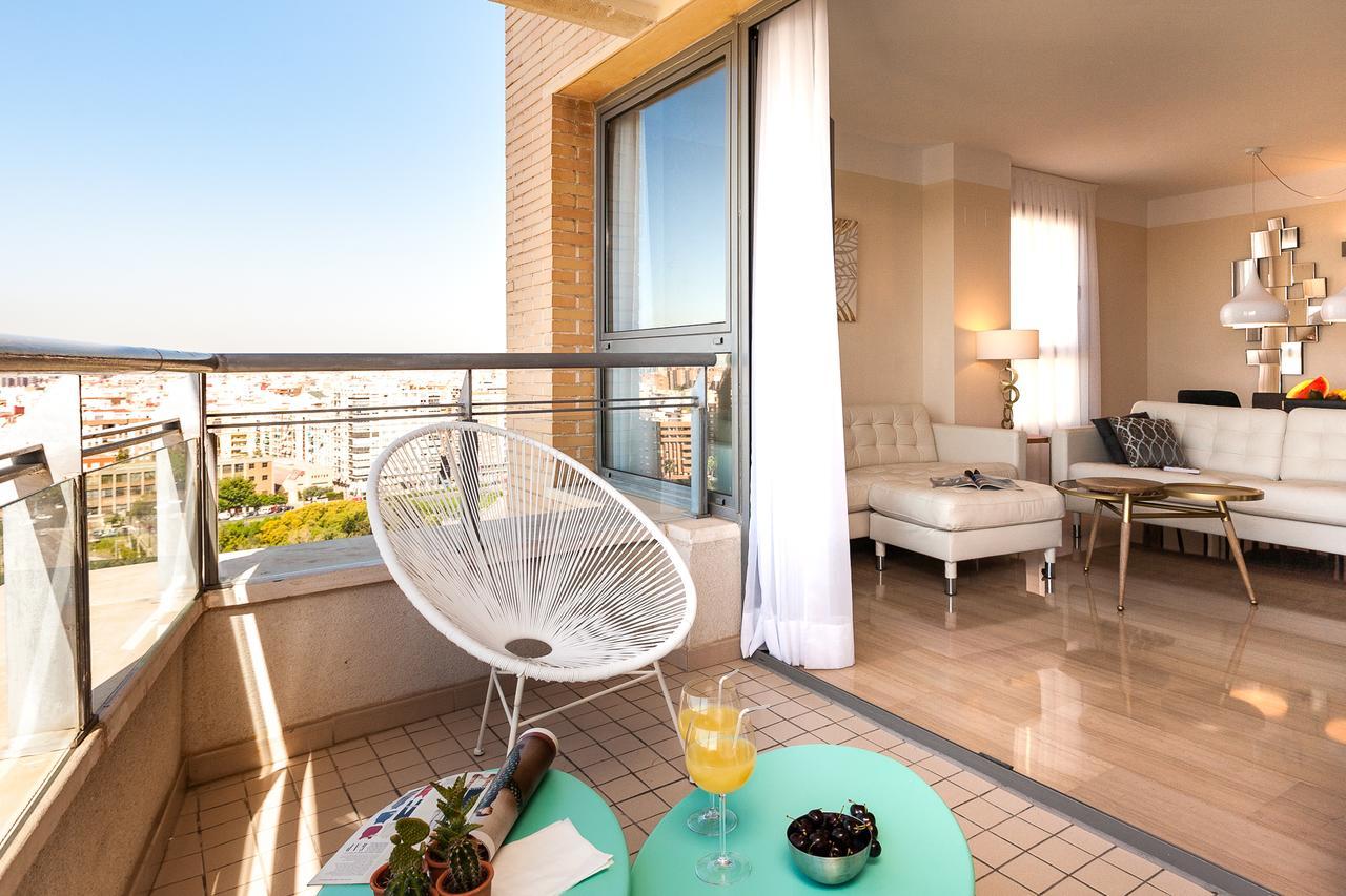 Apartup Green Opera Views Валенсія Екстер'єр фото